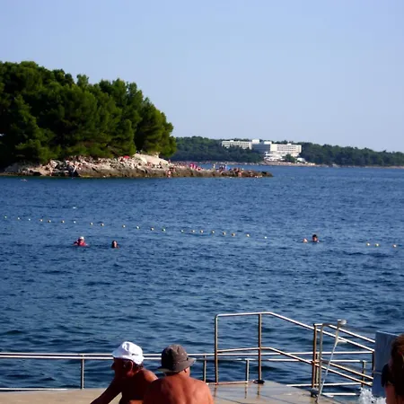 25 Fažana